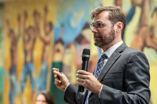 André Lage Freitas apresentando o piloto do MPC-AL no congresso nacional, em setembro de 2025